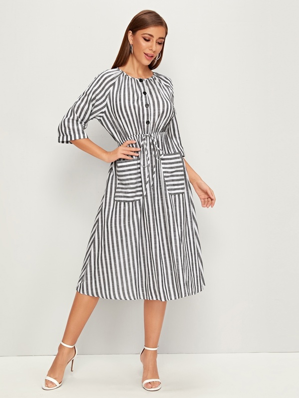 

Striped Print Button Front Drawstring Waist Dress, Black and white, Hanna