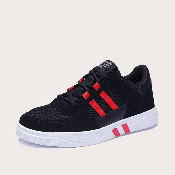 

Men Lace-up Front Low Top Sneakers