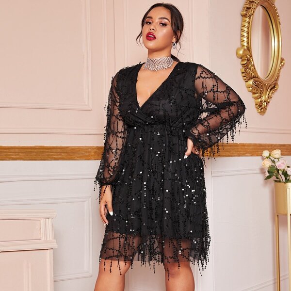 

Plus Contrast Sequin Surplice Front Dress Without Choker