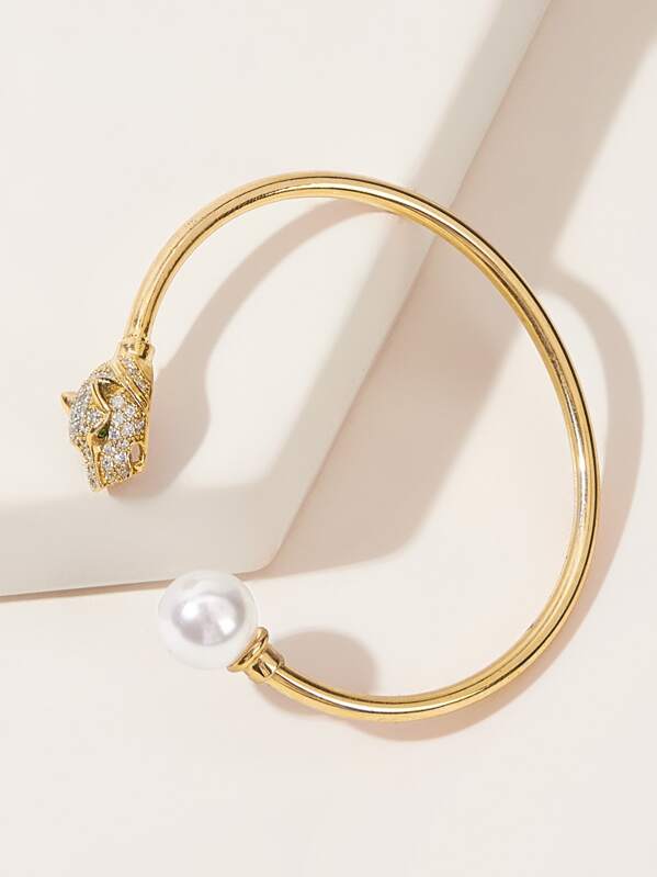 

Rhinestone Engraved Lion & Faux Pearl Decor Cuff Bracelet 1pc, Gold