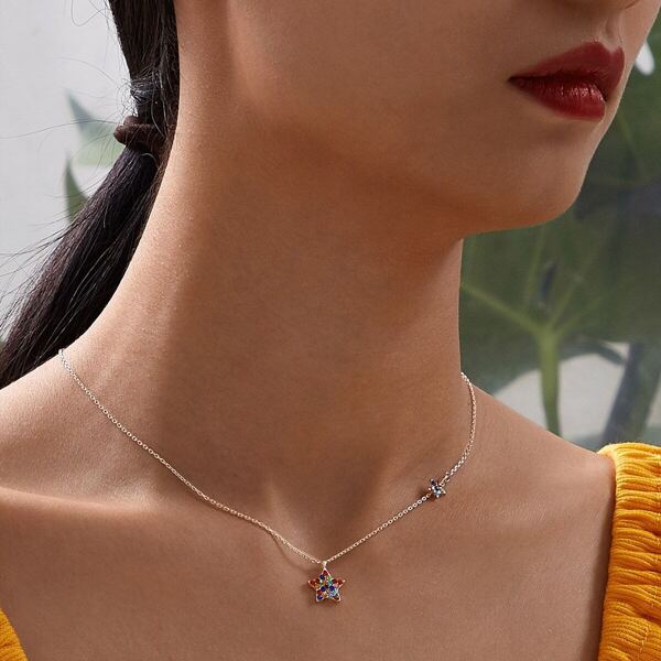 

Rhinestone Engraved Star Charm Necklace & Earrings 3pcs