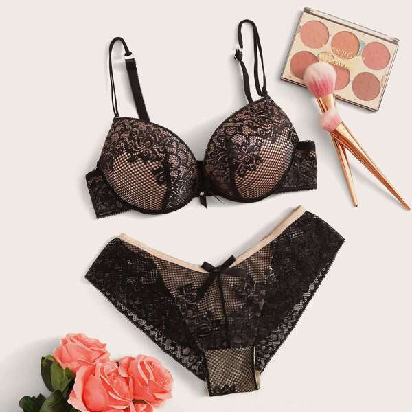 

Floral Lace Sheer Underwire Lingerie Set, Multicolor