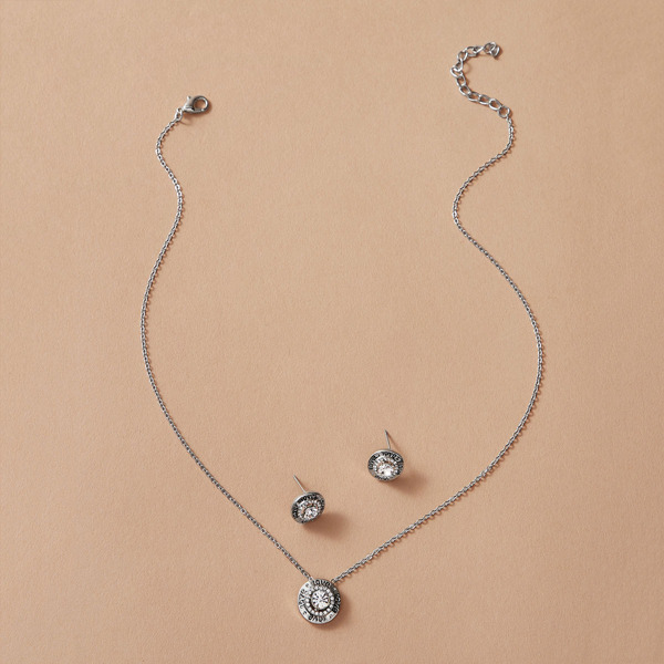 

Rhinestone Engraved Round Charm Necklace & Earrings 3pcs
