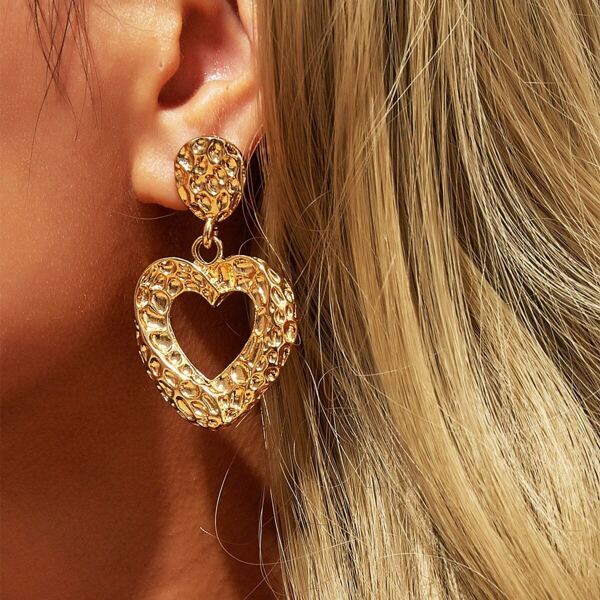 

Textured Open Heart Drop Earrings 1pair