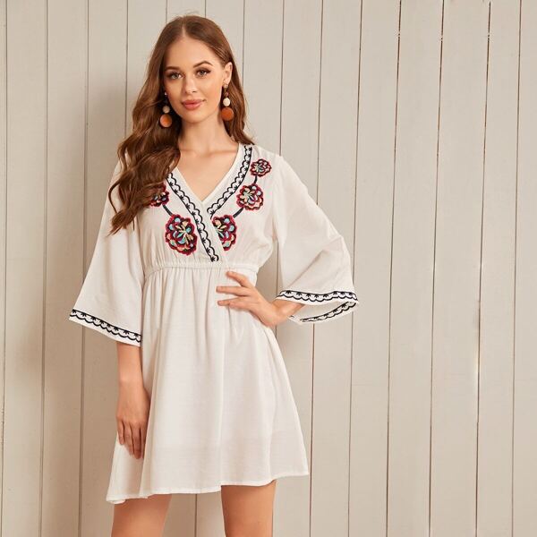 

Floral Embroidery Surplice A-line Dress, White