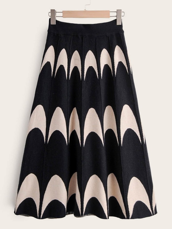 

Graphic Print Flared Sweater Skirt, Black