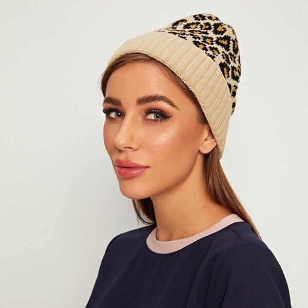 

Leopard Pattern Cuffed Beanie, Multicolor