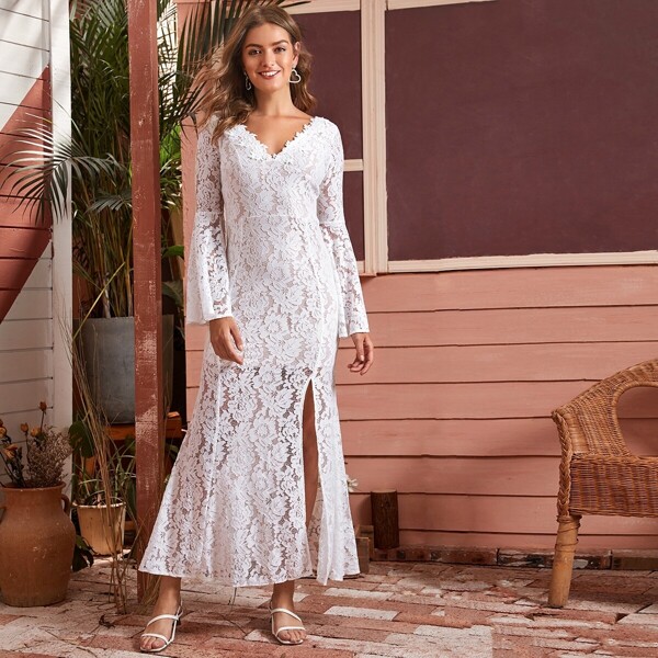 

Lace Split Fishtail Hem V Back Dress, White