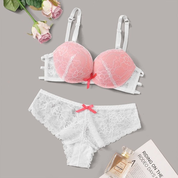 

Floral Lace Underwire Lingerie Set