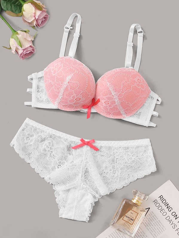

Floral Lace Underwire Lingerie Set, Multicolor