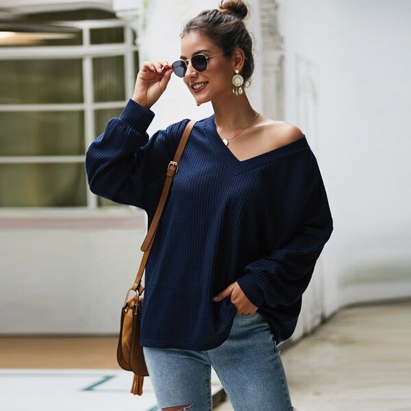 

Solid V-Neck Drop Shoulder Tee, Navy