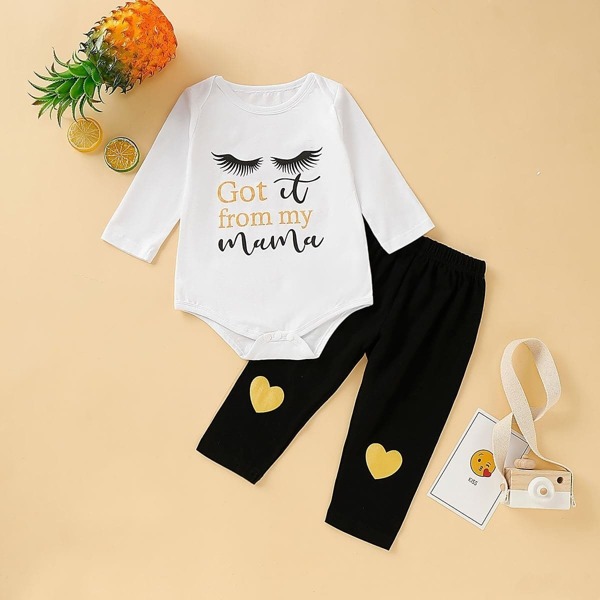 

Baby Girl Slogan Print Romper With Heart Print Pants, Black and white