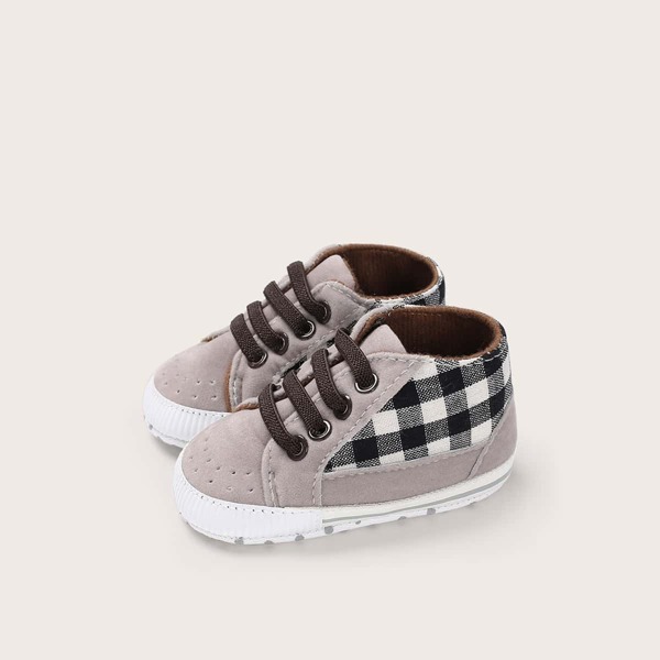 

Baby Boys Perforated Gingham Sneakers, Multicolor