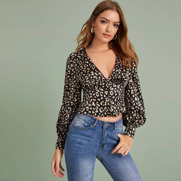 

Leopard Print Bishop Sleeve Blouse, Multicolor