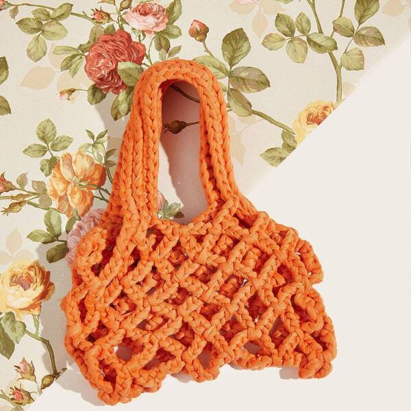 

Plaited Detail Tote Bag