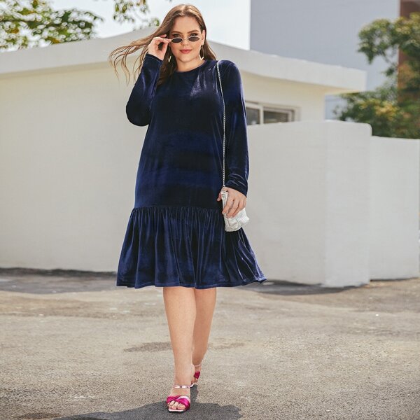 

Plus Ruffle Hem Velvet Smock Dress, Navy