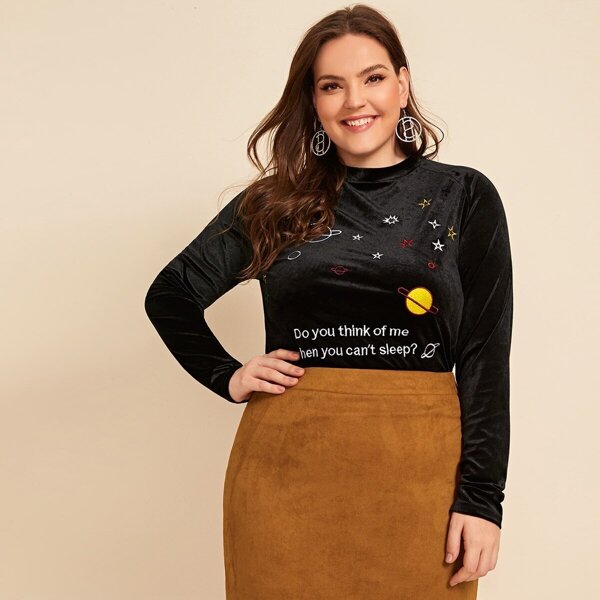 

Plus Embroidery Mock Neck Velvet Tee