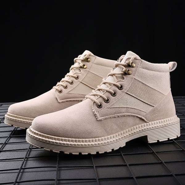 

Men Lace-up Front Chukka Boots