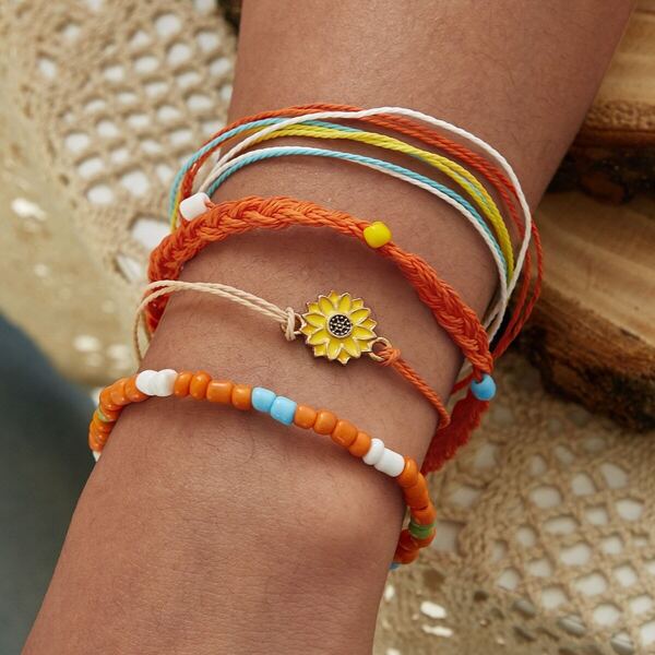 

Daisy Decor String Bracelet 4pcs, Multicolor