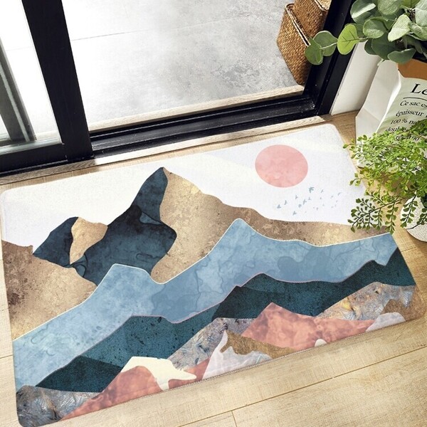 

Mountain & Sun Print Floor Mat, Multicolor