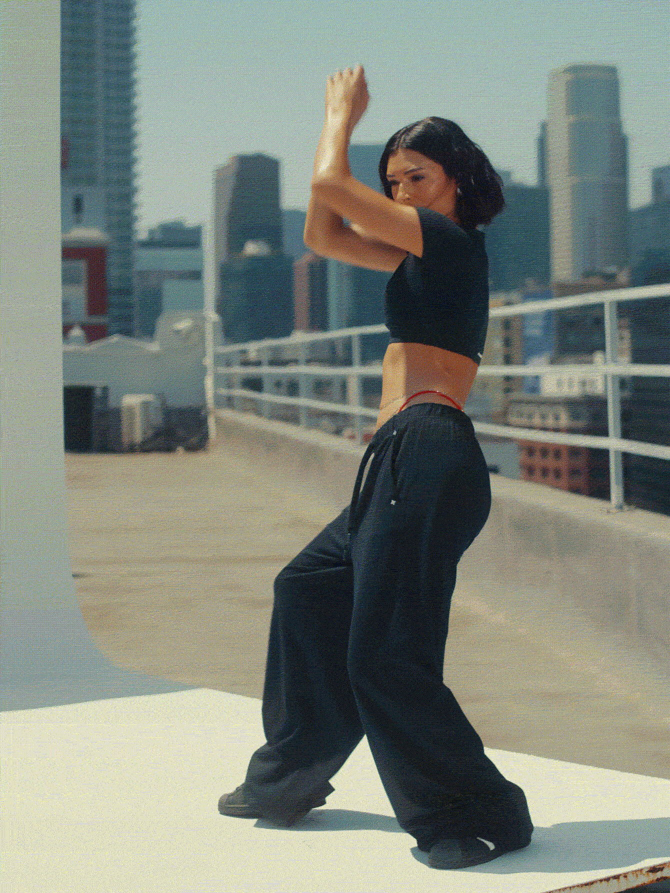 GLOWMODE Move And Grove Soft Smooth Reflective Pockets Drawstring Waist Smooth Oversized Baggy Wide Leg Sweatpants Dancing Daily Casual Wear  Spring Summer - Black - View 2