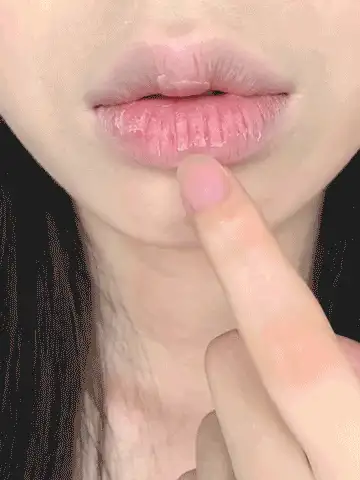 SHEGLAM 晶莹釉润唇膏 - 草莓牛奶保湿透明唇膏,水润镜面质地,深层补水,淡化唇纹,唇部彩妆品牌,美妆产品,面部彩绘化妆品,适合女性和女孩,秋冬季节完美之选,Y2K 时尚潮流必备,生日、圣诞节礼物,派对必备,最佳颜色 - 彩色 - 查看 2