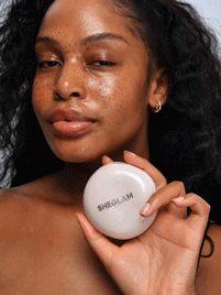 SHEGLAM Lock & Go Long-Lasting Cushion Foundation-Hazelnut Brand Beauty Makeup Face Paint Cosmetic For Women Girls Perfect For Spring Summer Ideal For Y2K Fancy Fashion Suitable For Birthday Mother'S Day Gift Rave Party Ready Best Color - Hazelnut - View 2