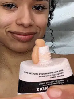 SHEGLAM Skin Sync Satin Base de Maquillaje-Honey Marca Belleza Maquillaje Maquullaje Cosmética para Mujeres Niñas Perfecto para Invierno Primavera Ideal para Y2K Elegante Moda Adecuado para Cumpleaños Regalo Fiesta Listo Mejor Color - Honey - Ver 2