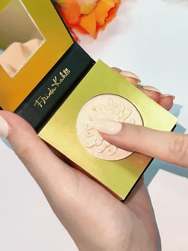 Frida Kahlo X SHEIN 1PC-Floral Pattern Paper Box High Gloss, Champagne Color High Gloss, Satin Pearl Effect - Champagne sparkle - View 6