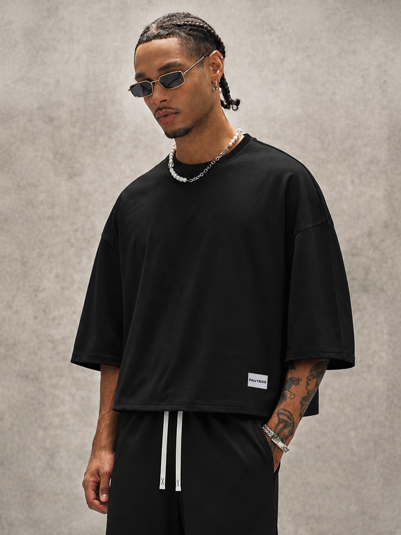 PAVTROS Men's Street Graffiti Oversized Short Sleeve T-Shirt And Shorts 2-Piece Set, Cropped Loose Fit, American Street Hip-Hop Style, Vintage Street, Personalized, Street Dance, Skateboard, Rap, Graffiti, Subculture, Loose, Unisex, Holiday Gift, Couple Outfit - Black - View 2