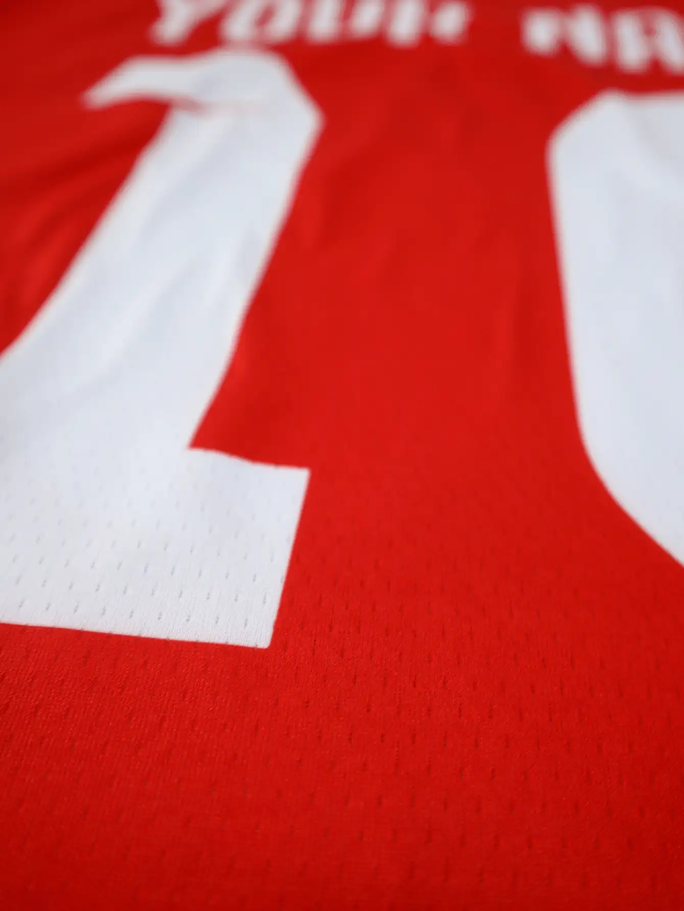 Crea la tua maglia sportiva personalizzata, AC Milan, maglietta traspirante e anti-umidità da 210g, per primavera/estate, maglia da allenamento per squadra sportiva con scollo a V, stampa frontale e posteriore di nome, numero, logo, vestibilità comoda, colore rosso e nero, regalo di stile ideale per lui, il fidanzato, la famiglia, gli amici, per compleanni, vacanze/festività, scuola/competizioni, sport/arrampicata - Multicolore - Visualizzare 3