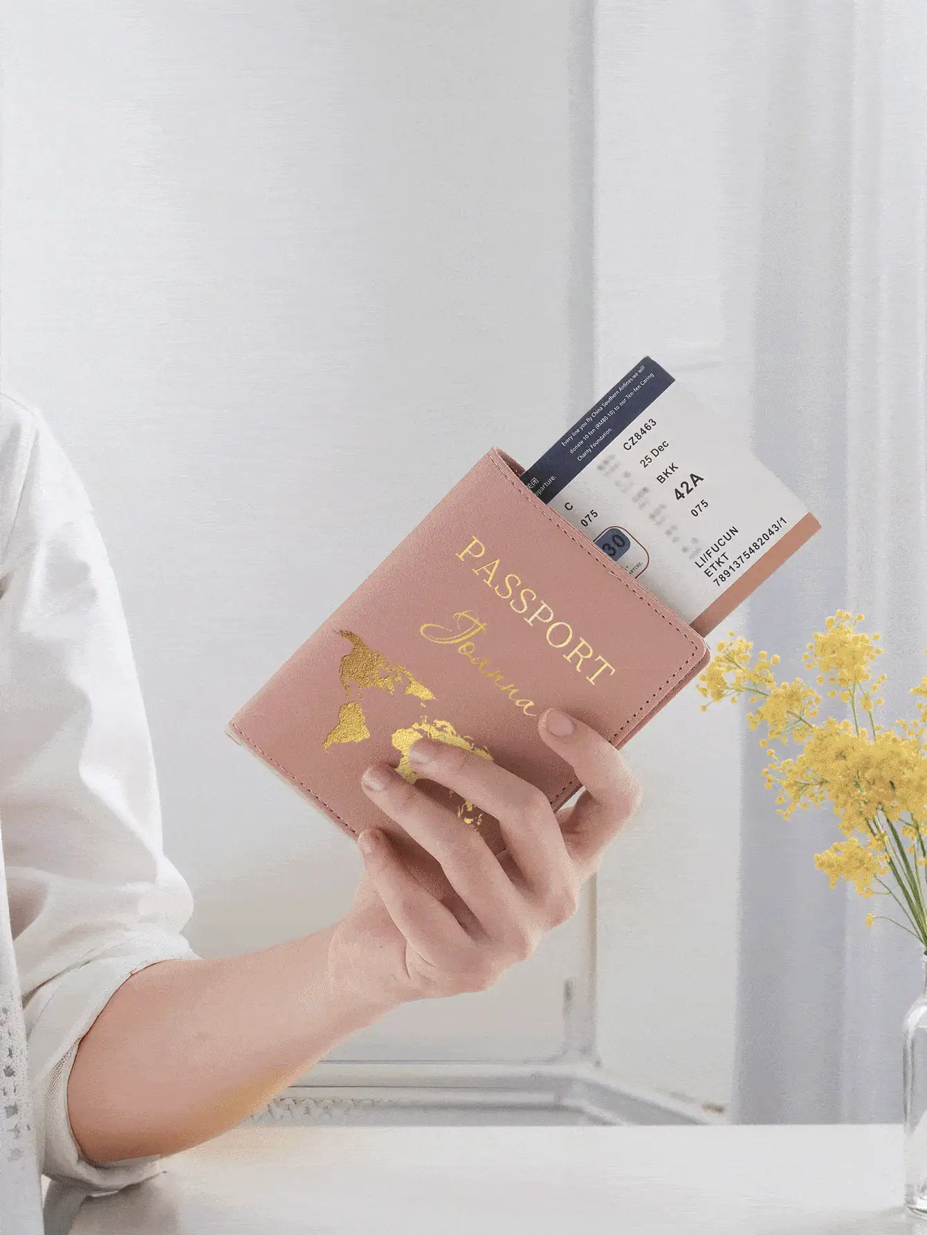 Ayotu 定制姓名及文字Logo真皮世界地图护照夹,光滑PU材质,护照夹/票夹,旅行收纳包,可折叠便携多功能收纳包,假日旅行、通勤必备礼品,适用于度假/休闲、户外/野餐/旅行/徒步/运动/登山、商务/通勤/工作/办公等各种场合。 - 彩色 - 查看 5