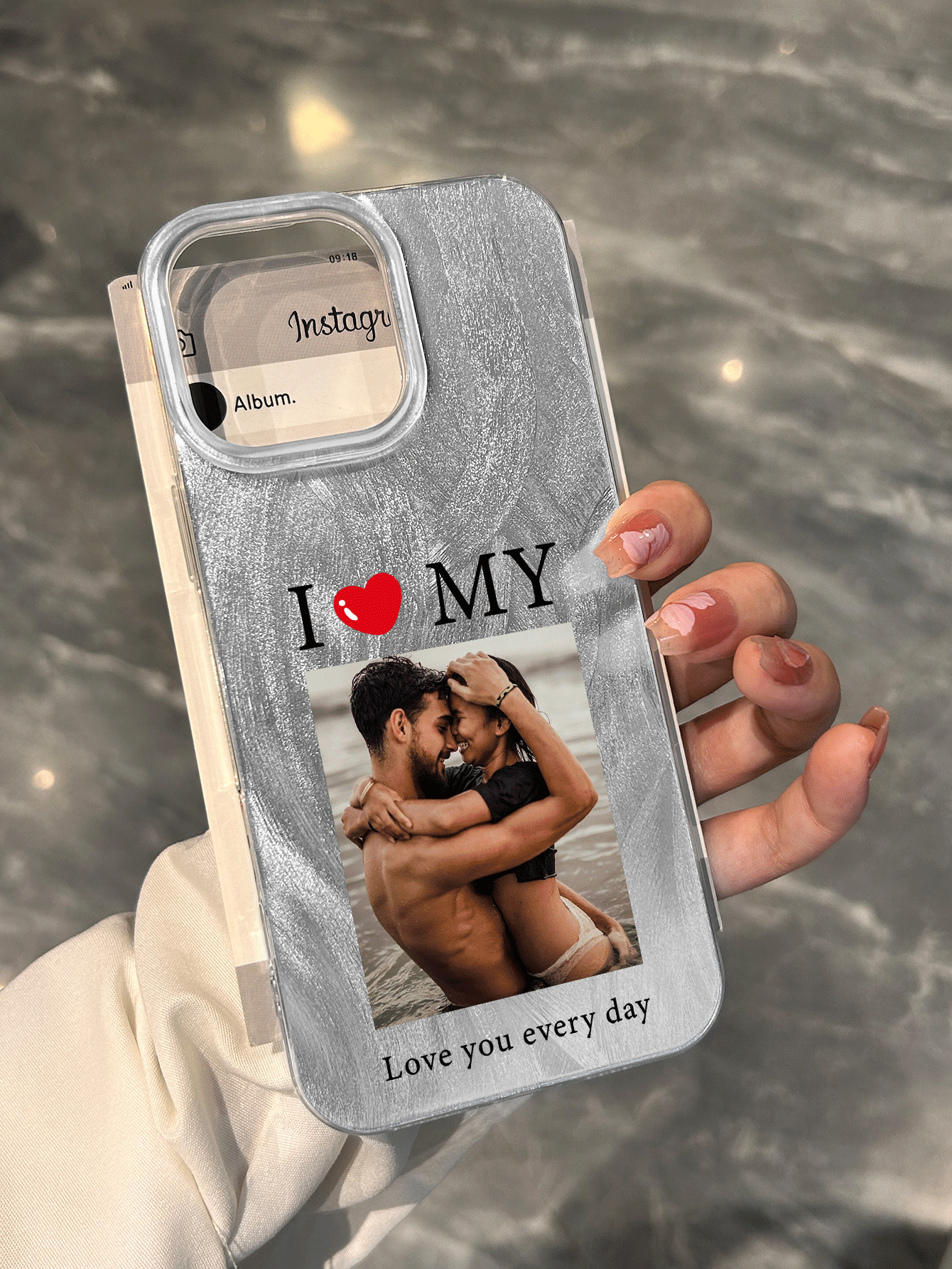 1 Stück personalisierbare Foto-Namen Personalisierte Muster Design IMD glänzende glatte Handyhülle Schutzhülle geeignet kompatibel mit iPhone 16 Pro Max/15 Pro/14 Plus/13 Pro/12 Pro Max/11 Pro Max und stilvolle Handyzubehör