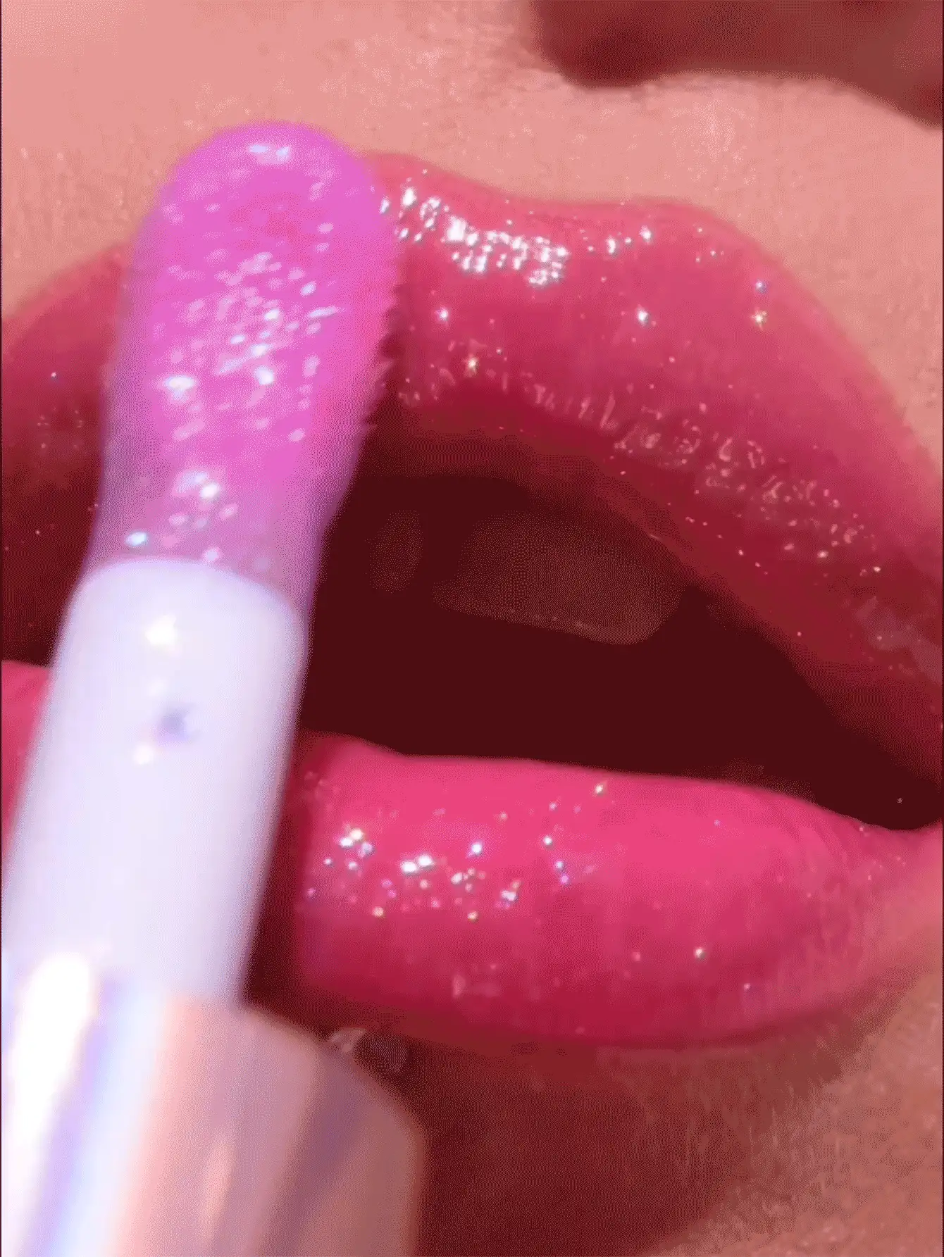 JUDYDOLL Dazzle Crush 唇油，橙花闪亮唇彩，保湿滋养丰盈双唇，适合音乐节、派对，适合初学者，也可作为送给朋友和女朋友的礼物 - #03 Twilight In Pink - 查看 3