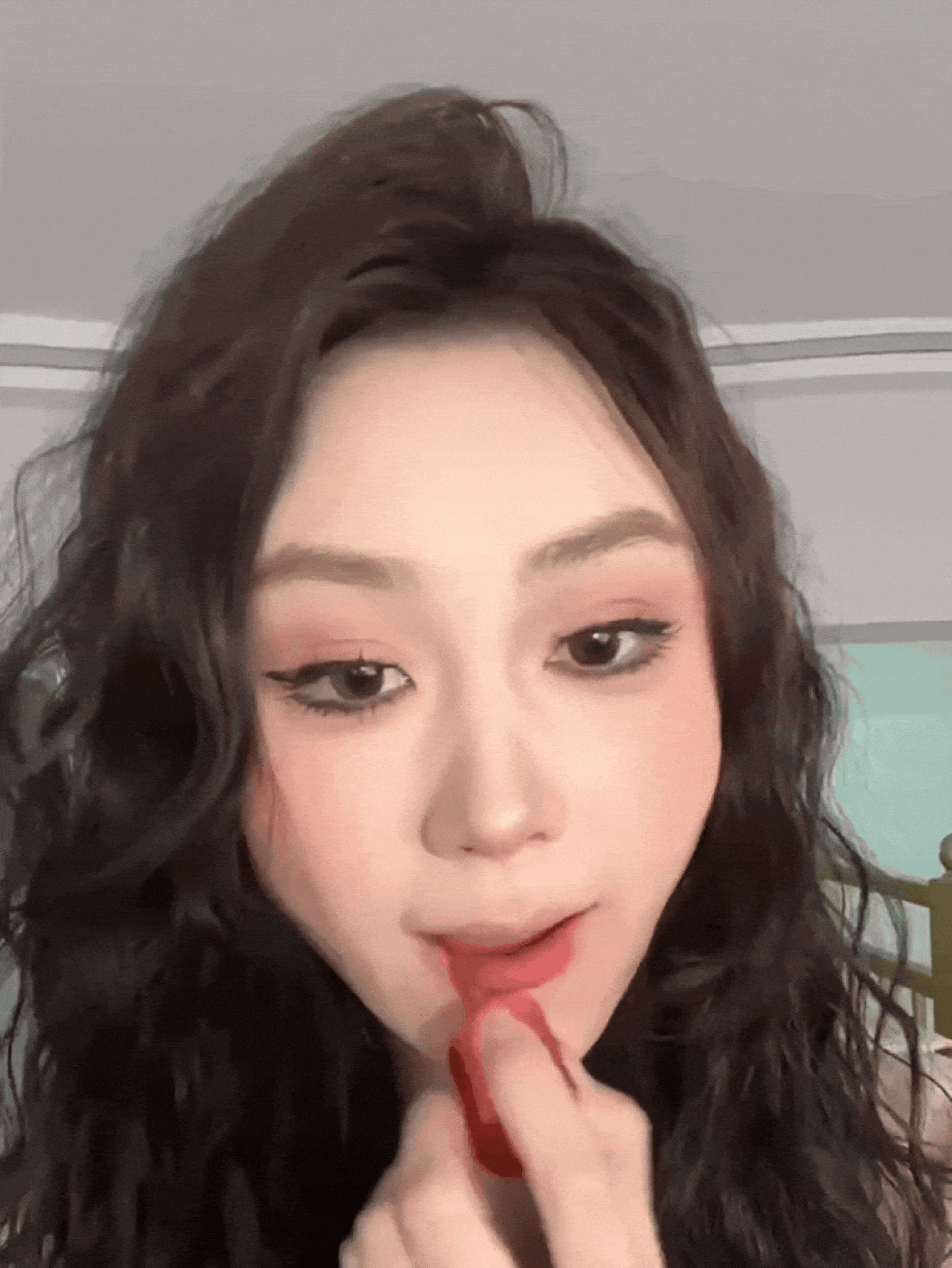 COLORKEY Creamy Satin Liquid Lipstick With Long-Lasting, Vibrant Color, Helps Reduce Fine Lines And Nourish Lips, Suitable For Women And Girls, Perfect For Autumn/Winter, Y2K Retro Fashion Style, Ideal For Birthday, Party, Wedding Bride, Valentine's Day And Other Occasions - M05 Apricot Nude - View 4