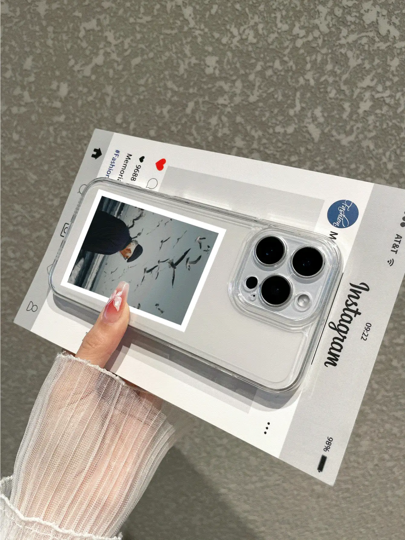 1-częściowy spersonalizowany pokrowiec na telefon kompatybilny z Apple, spersonalizowany design z Twoimi zdjęciami (poziomo/portretowo/wspomnienia), przezroczysty pokrowiec, który pozwala zachować wyjątkowe chwile, kompatybilny z 'em 17, 16e, 16, Pro Max Series