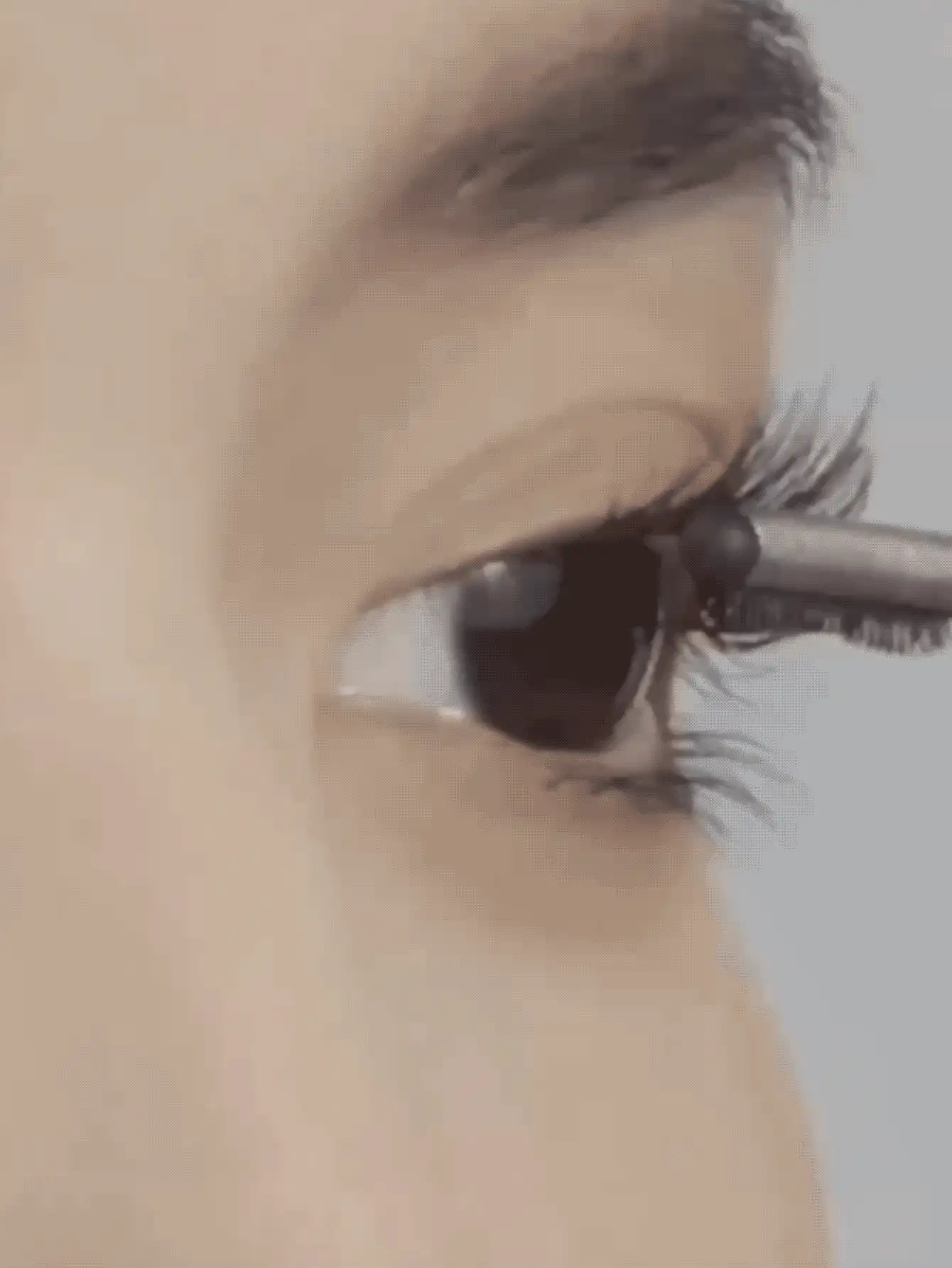 JUDYDOLL [双翼] 精华睫毛膏，丰盈，纤长，卷翘，防水，防晕染，速干睫毛膏，适合初学者，派对，音乐节，约会 - 01 黑色 - 查看 2