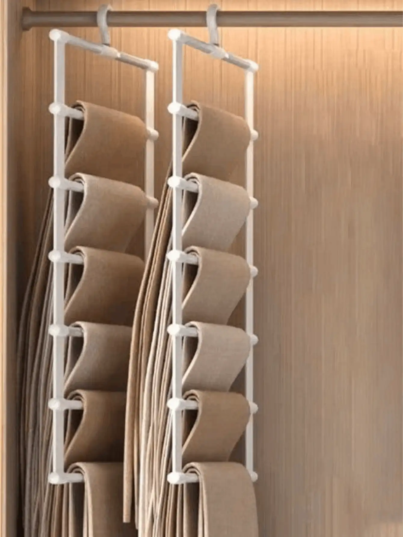 Multi-Tier Pants Rack, Saves 80% Space, Multi-Functional Non-Slip Ladder Design, Can Hang Scarves, Jeans, Pants, Ties, Bedsheets Etc., Dorm Essential Wardrobe Storage Organizer, Ideal For Holiday Preparation, Effortless Assembly, Quick Installation, Minimalist & Practical, Keeps Your Beloved Clothes Within Reach - Multicolor - View 3