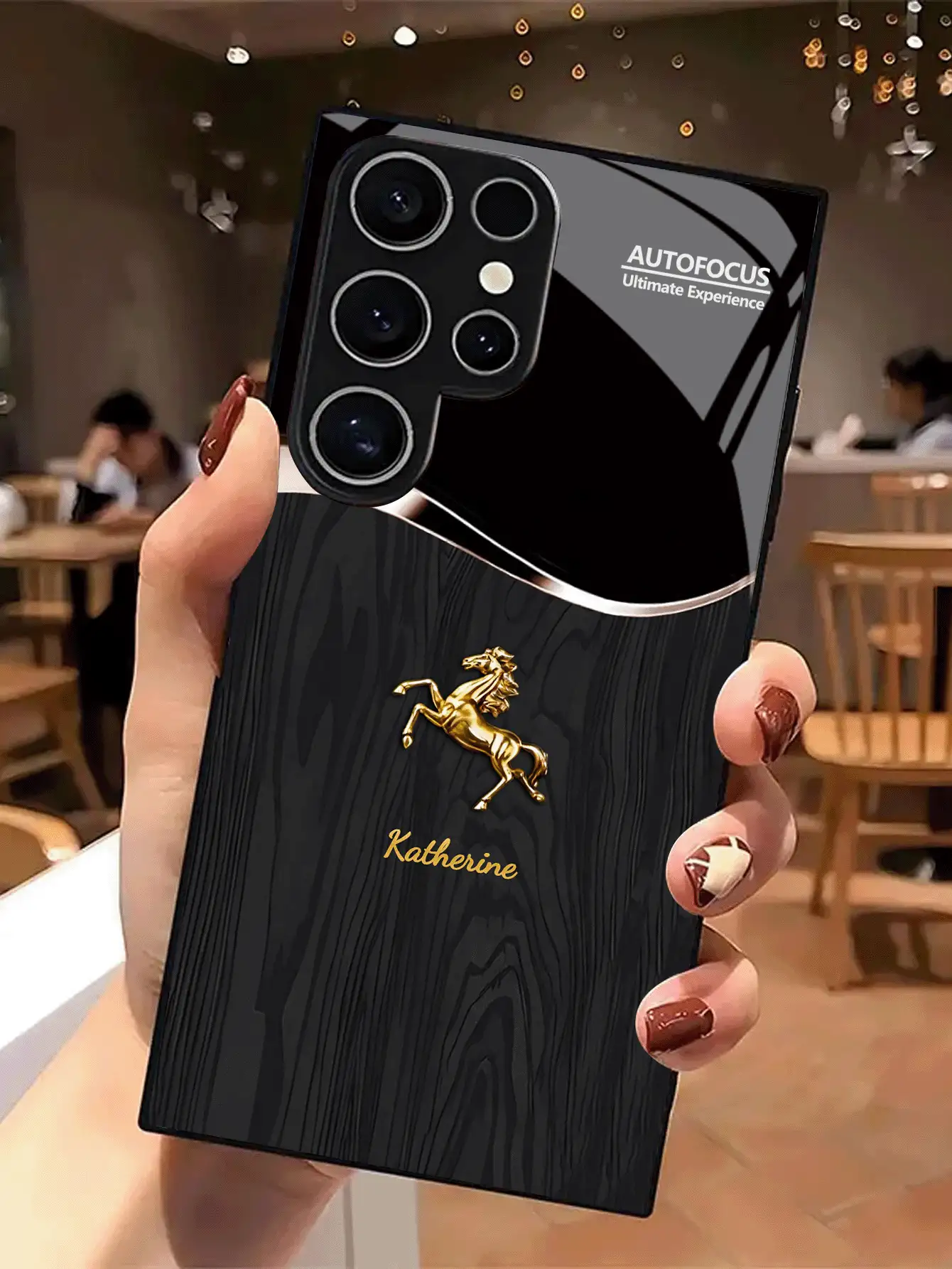 Ốp lưng điện thoại cao cấp màu đen vàng họa tiết ngựa và rồng, kính cường lực, có thể tùy chỉnh tên, tương thích với các dòng A70/A56/A31/A30S/A15/A24/Note10/S10Lite/S20FE/S21Ultra/S23/S24/S25Plus/S25Edge, Note14Pro/Note12Turbo/Note11EPro/Note9/Note914C, K70E/K60/K50Ultra/K40. Phiên bản quốc tế cao cấp, thời trang, dành cho doanh nhân, quà tặng sinh nhật, kỷ niệm. Món quà tuyệt vời nhất dành cho gia đình, đồng nghiệp, bạn trai. - màu đen - Xem 3