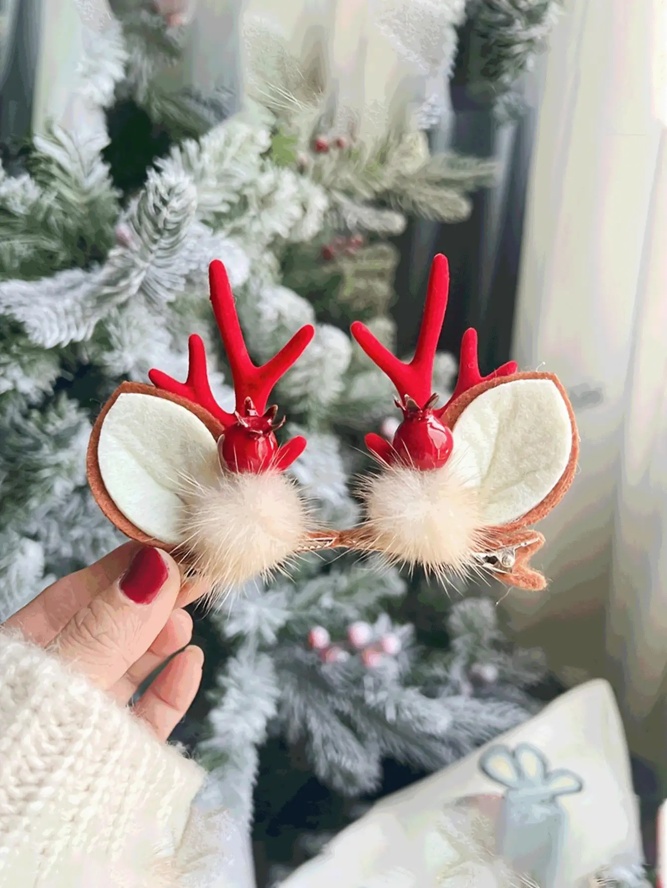 Christmas Hair Clips For Women, Cute Reindeer Antler Hair Clips With Faux Fur, Adorable Hair Accessories For Christmas Decoration, Birthday Gifts, Holiday Gifts, Plastic Holiday Themed Hair Clips Suitable For All Ages, Charming Cartoon Style, Perfect For Christmas, New Year And Thanksgiving Gifts - Multicolor - View 2