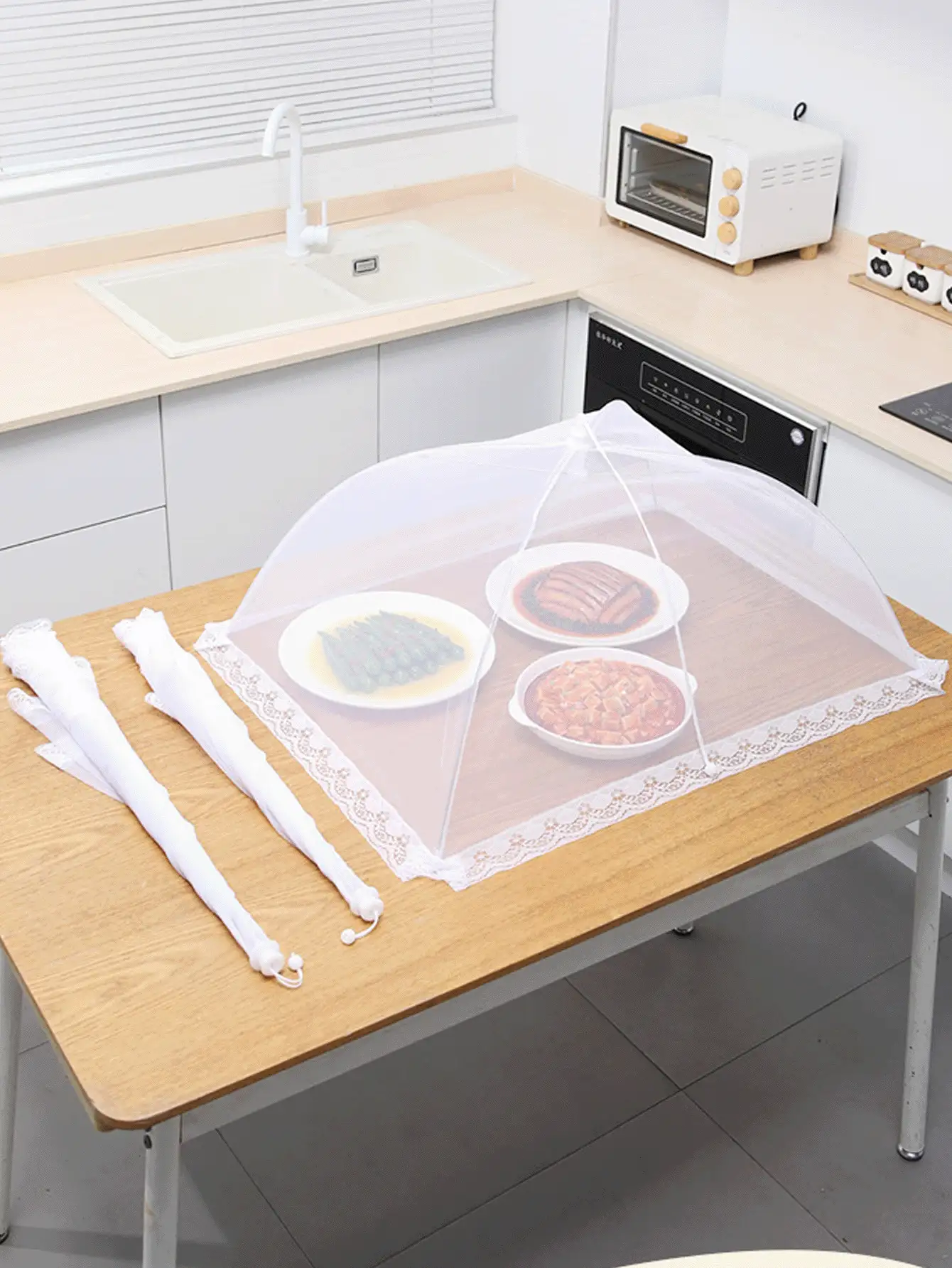 1个白色网状食物罩，可折叠可水洗，非常适合户外野餐、烧烤和聚会，食物罩，便携式网状食物罩，桌布防虫罩，野餐用品，便携式，适合家庭和户外使用，邮轮必备，度假必备 - 彩色 - 查看 3