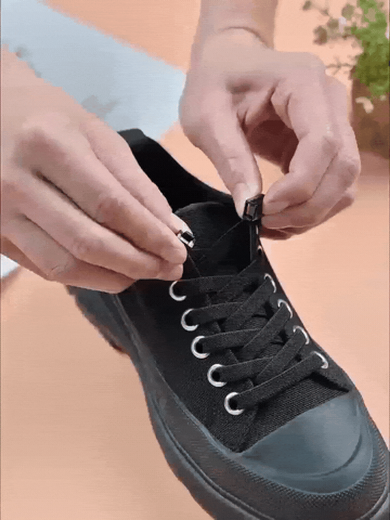 免系鞋带，配有2个金属扣，弹性扁平圆形鞋带扣，适用于任何鞋型，轻便时尚，松紧度可调节，防滑扣设计，易于穿脱，适合日常穿着和特殊场合，节日礼物，必备鞋履配件，鞋架，收纳神器，毕业典礼，祝贺毕业，毕业派对 - 彩色 - 查看 2