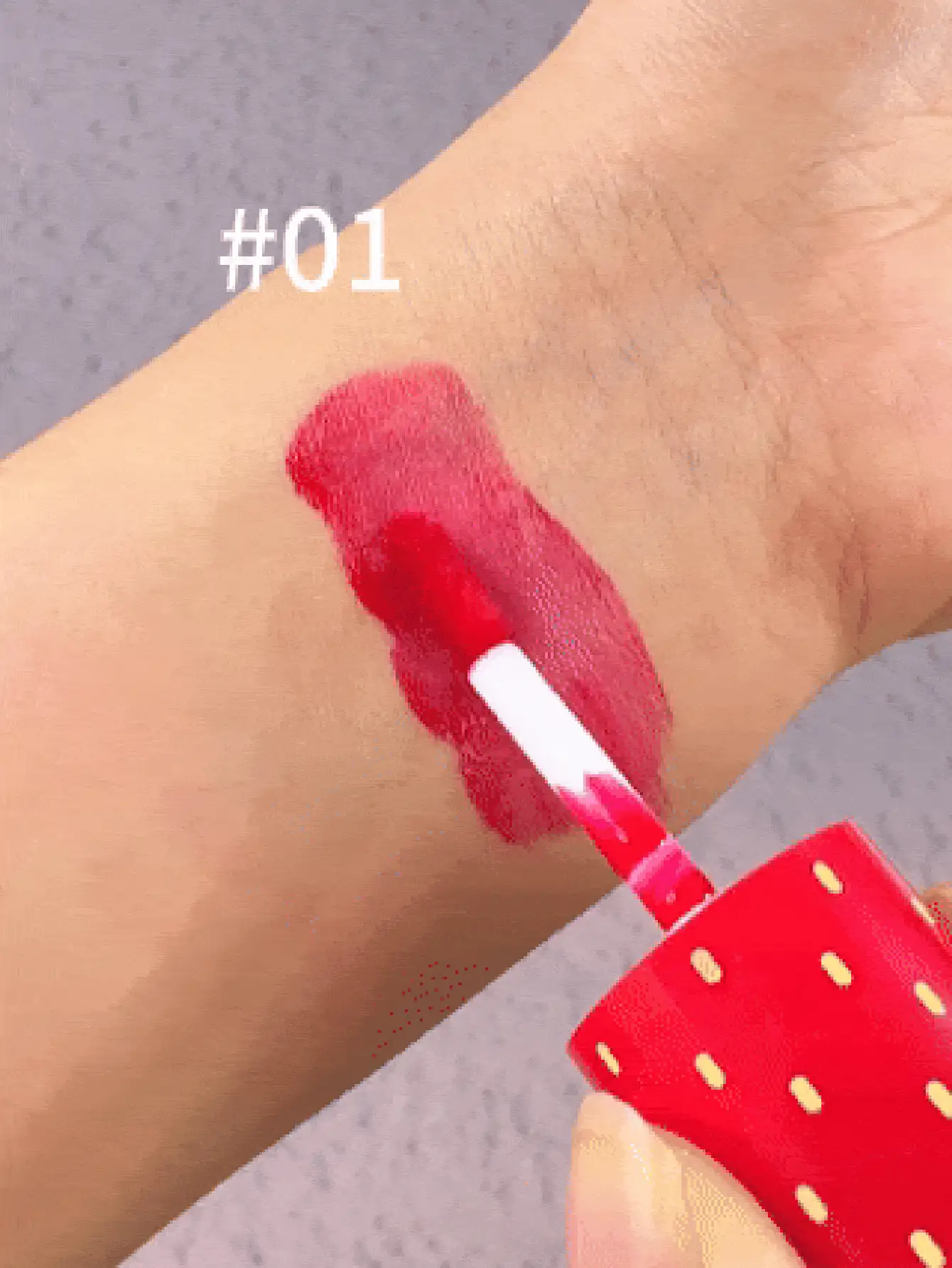 Son tint dưỡng ẩm USHAS, màu sắc tươi tắn, son môi dạng lỏng có độ bám màu cao, son tint 2 trong 1 dùng cho môi và má, khô nhanh, không bết dính, màu sắc lâu trôi, phù hợp với mọi loại da. - #01 - Xem 3