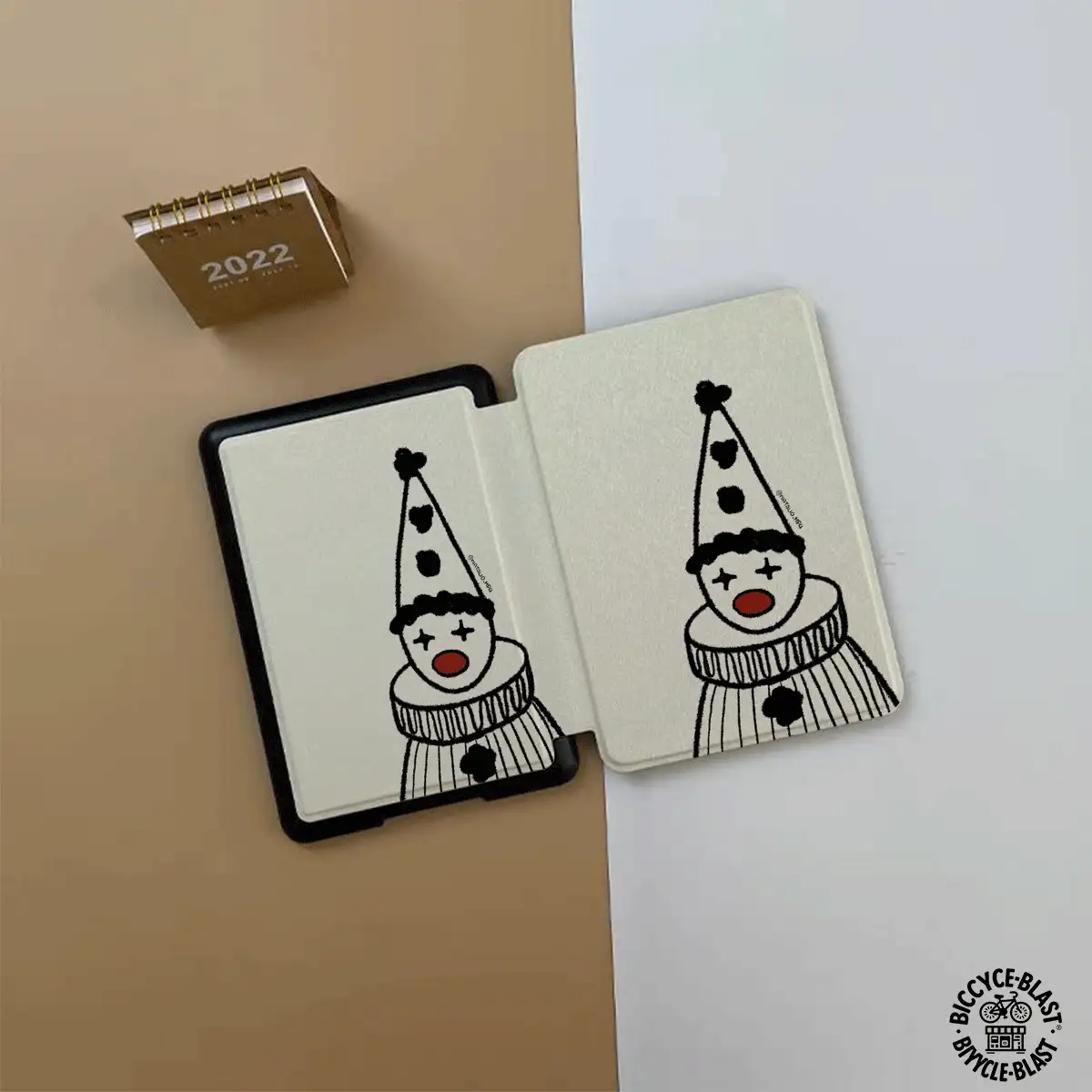 高级通用小丑电子阅读器保护套：纤薄轻巧，防摔防震，方便携带，采用全方位防摔设计。兼容多种电子阅读器型号，确保您出行无忧。 - 彩色 - 查看 3