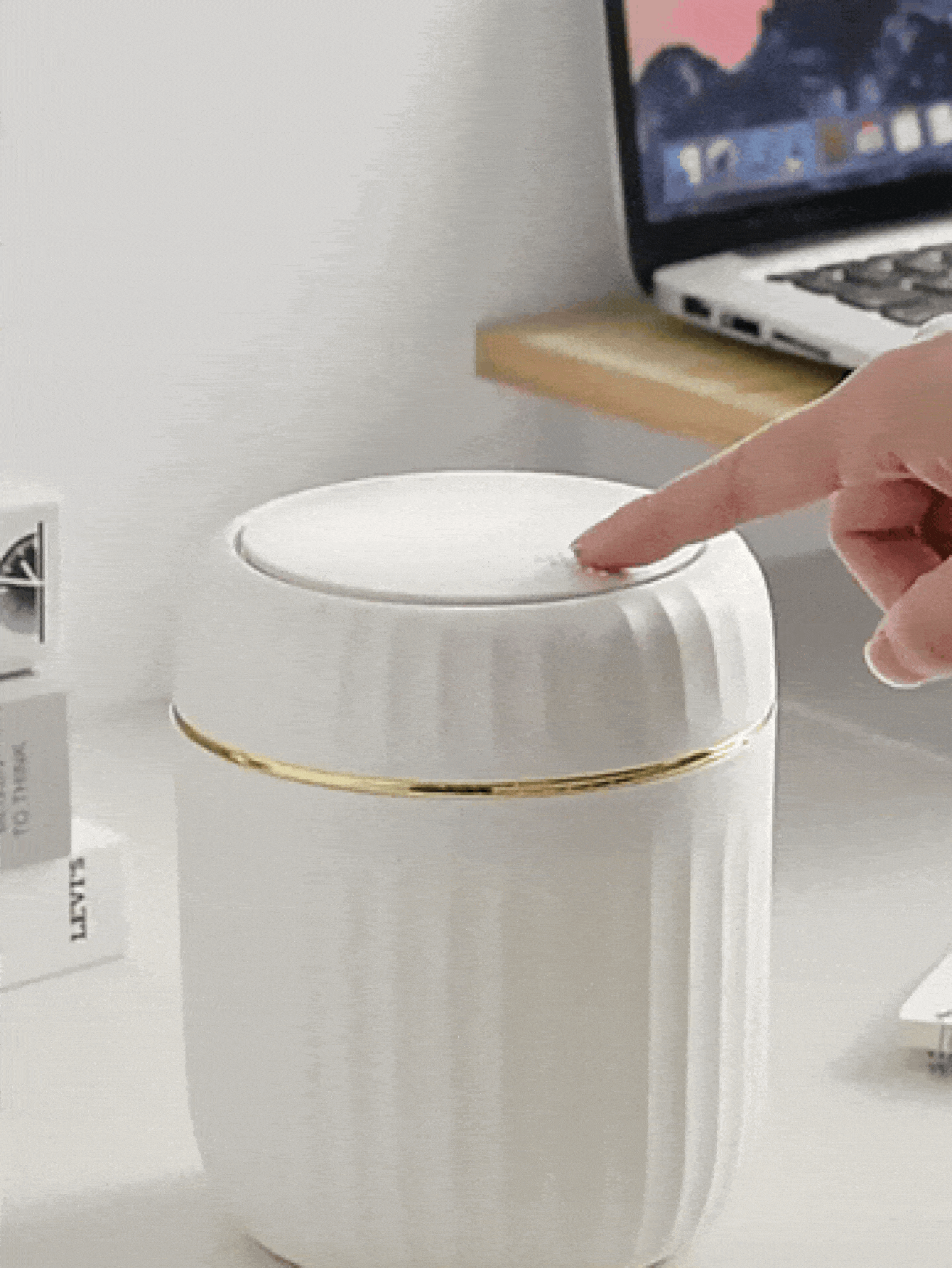 Plastic Desktop Trash Can, Plastic Desktop Recycling Bin, Durable Compact Desktop Waste Paper Basket, Creative Waterproof Sorting Storage Box With Lid, Suitable For Car, Kitchen, Home, School, Dorm, Home Decor, Household Essentials - Desktop Trash Can - View 2