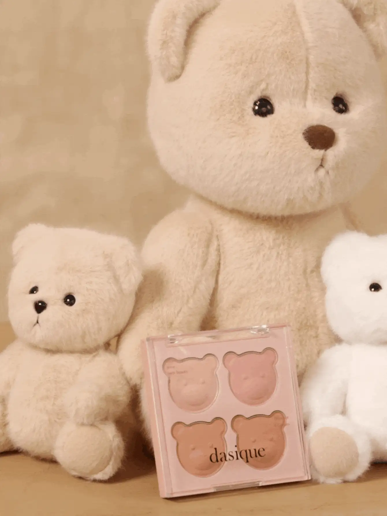 Dasique 4-Color Matte Blush Palette, Highly Pigmented Long-Lasting Luminous Blush, Vegan Formula, Smooth Powder Texture, Fashion Makeup Brand, Christmas Gift For Her, Bridal Essential, Summer, Valentine's Day, Vacation Must-Have - #17 Mauve Bear - 查看 2