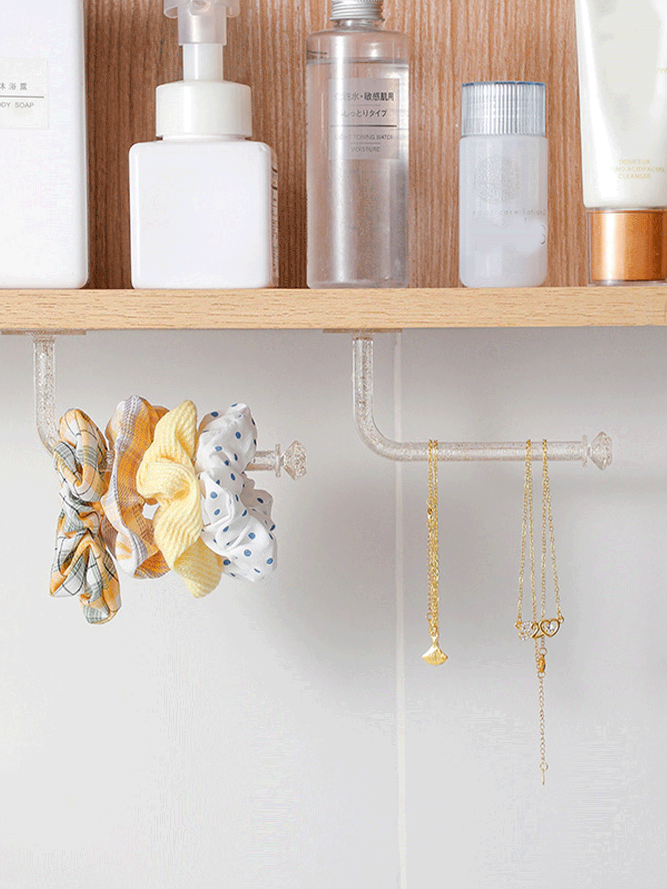 壁挂式首饰收纳架，带挂钩，可收纳项链、手链、发夹、浴室用品等，非常适合悬挂项链、首饰、浴室用品、返校用品、旅行配件、房间装饰，也是母亲节礼物的理想之选。 - 彩色 - 查看 2