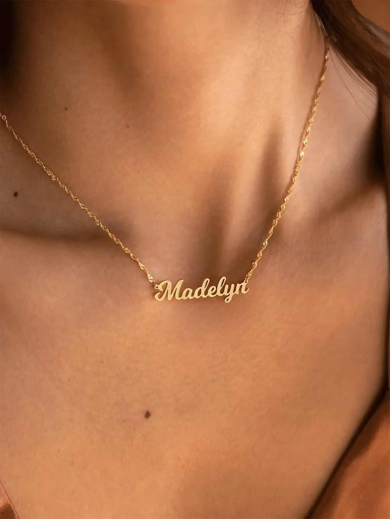 1pc Customized Necklace For Women Gold Color Water Wave Chain Necklace Personalized Custom Name Pendant Necklace Stainless Steel Jewelry Wedding Bridesmaid Gifts Anniversary Birthday Gift Stylish, For Teenagers, Junior High School Students, Middle School Students, High School Senior High School Students, College Students, University Students, Freshman, Sophomore, Underclassmen,Delicate Romance - 彩色 - 查看 6