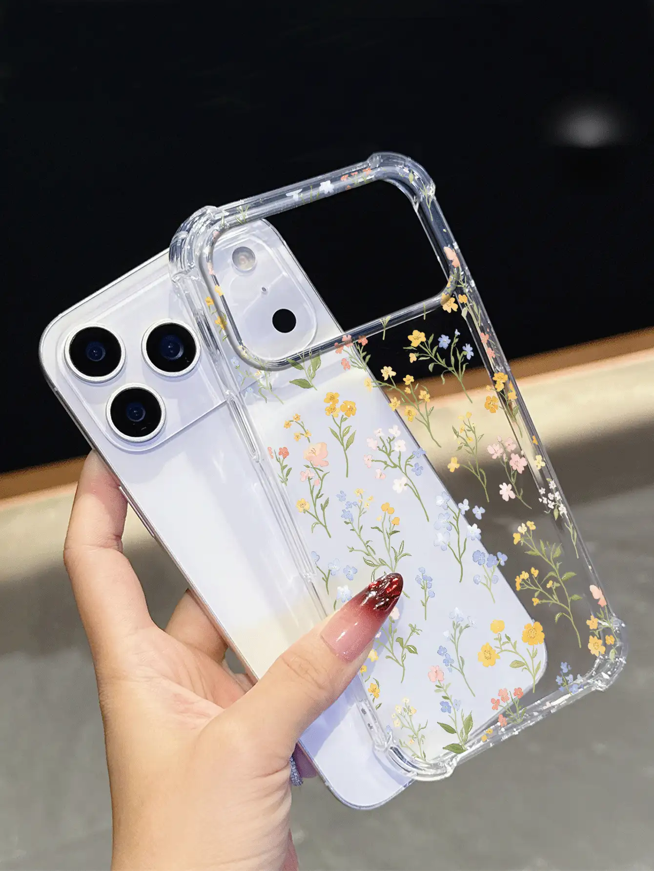1件花卉圖案手機殼,四角防摔保護-適用於 iPhone 17 Pro、16e、16 Pro、15 Pro、14、13、12、11、XR、XS Max;適用於 Galaxy S26、S25、S24、S23、A16、A35/A25、A57;適用於 Pixel 10、9、8、7;適用於 G85;適用於 Infinix Hot 50 Pro+。清新夏季配件,適合送禮或個人使用。 - 無色 - 查看 5