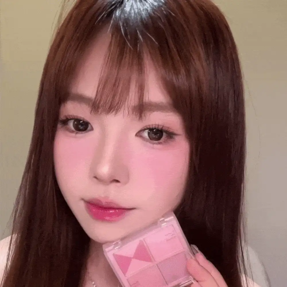 Dasique 4-Color Matte Blush Palette, High Color Payoff, Long-Lasting, Natural Glow, Lightweight & Breathable, Vegan Formula, Fashionable Makeup Brand, Christmas Holiday Essential - #05 Violet Knit - View 3